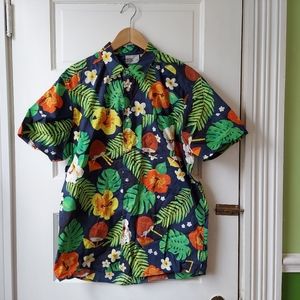 LIKE NEW WESC men's large floral short sleeve button-down shirt